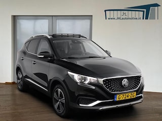 MG ZS EV Luxury 45 kWh*ACC*PANO*NAVI*LEER*
