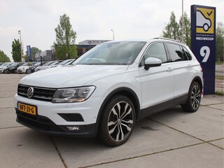 Volkswagen Tiguan 1.4 TSI 150pk Comf. Business DSG, Carplay/Camera, winter pakket, trekhaak Eindejaar aanbieding!