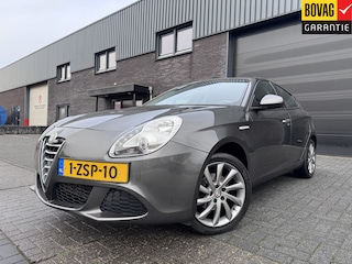 Alfa Romeo Giulietta 1.4 T Impression | 2E EIGENAAR | 12MND GARANTIE | LMV | AIRCO |