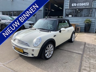Mini Cooper Cabrio rijd top 1.6 leer automaat !! 4 jaar terug nieuwe automaat.