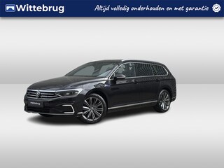 Volkswagen Passat Variant 1.4 TSI PHEV GTE Business / Pano / Zwenkbare trekhaak / Led / Navigatie