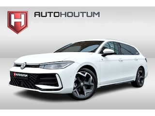 Volkswagen Passat Variant 2.0 TDI R-Line Business Panoramadak, Trekhaak, Lederen sportstoelen, Head-up display