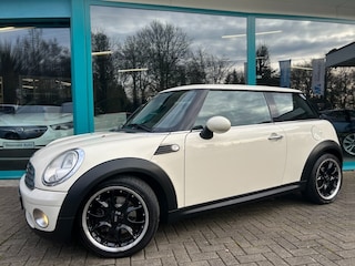 Mini Cabrio 1.6 COOPER 120pk Airco, 17Inch