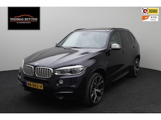 BMW X5 M50d 2014 | Panoramadak | LED Xenon | Harman Kardon | Elektrische stoelen | Trekhaak | Navigatie | Achteruitrij Camera | Bearklock | Stuurwiel Bediening | Drive Select | Boekjes