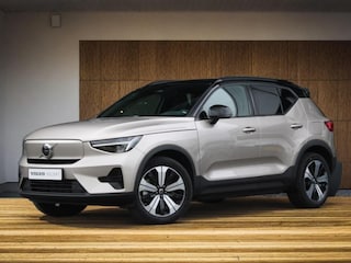 Volvo XC40 Recharge Core 70 kWh | Climate Pack | Getint Glas |