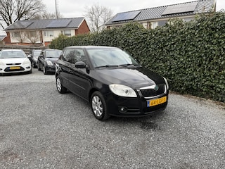 Skoda Fabia 1.4-16V Sprint | Autom. Airco | Cruise Control | LMV | Elekt. Ramen | Privacy Glass | Nieuwe APK
