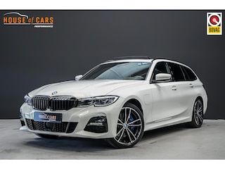 BMW 3-serie Touring 330e 292pk xDrive High Executive |M sport pakket|schuif kanteldak|HUD|Laser LED|elek. trekhaak|Apple Carplay|elk. achterklep|19"|stoel en stuurverwarming|