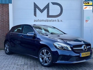 Mercedes-Benz A-klasse 180 d AMG - LED - Navi - Facelift-PDC