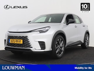 Lexus LBX 1.5 Hybrid Elegant | Leder | Stoel- en stuurverwarming | Park Assist | Lexus Link Pro Multimedia | Apple Carplay/ Android Auto |
