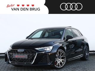 Audi A3 Sportback (A4 PI) RS 3 Sportback 2.5 FSI 295 kW / 400 PK Sportback 7 RS designpakket rood | Carbon pakket | RS Sportuitlaatsysteem | Top 280km/h |