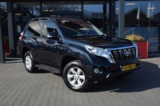 Toyota Land Cruiser 3.0 D-4D 3DRS VX A/T VAN