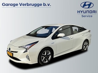Toyota Prius 1.8 Executive | Navigatie | Leder | Achteruitrijcamera | Draadlo