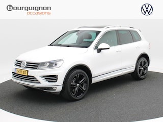 Volkswagen Touareg 3.0 TDi 262 Pk Automaat R-Line | Adaptive Cruise | Navigatie | Bluetooth | Stoelverwarming | Panoramadak | Camera | Trekhaak | 20 Inch | 59.709 Km!!