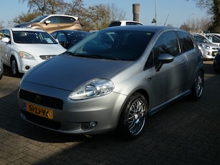 Fiat Punto Grande 1.4-16V Sport