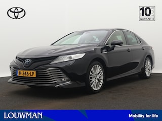 Toyota Camry 2.5 Hybrid Executive | Camera | Parkeersensoren | Navigatie | Dodehoek Ass. | LM velgen | Parkeersensoren | Cruise Control Adaptief |