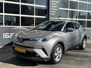 Toyota C-HR 1.2 Dynamic Led Ecc Camera Dealer onderhouden