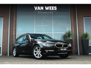 BMW 3-serie Touring 328i Upgrade Edition | 245 pk | Automaat | Navi | Leer | Xenon | Trekhaak | PDC | Harman Kardon | ➡️