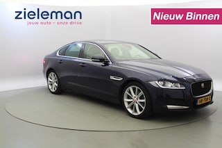 Jaguar XF 2.0D Portfolio Automaat - Navi, Leer, Stoel/stuur verwarm.