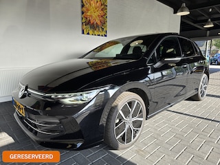 Volkswagen Golf 1.5 eTSI Edition 50 / Panoramadak / HUD / ACC / Matrix LED