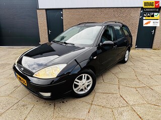 Ford Focus Wagon 1.6-16V Trend |station |Airco|Lm.Vlg. 15 inch 4 seizoenen|metallic zwart