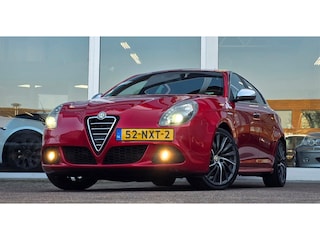 Alfa Romeo Giulietta 1.7TBi Quadrifoglio Verde Android/apple Bose Clima Leer Mooi!