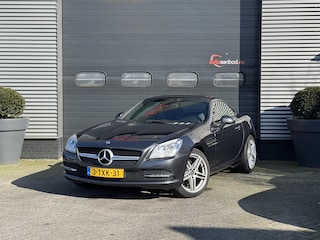 Mercedes-Benz SLK 200 | Navigatie | Lederen Bekleding | Stoelverwarming | Xenon | Lichtmetalen Velgen |