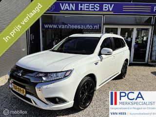 Mitsubishi Outlander 2.4 PHEV Intense+ standkachel alcantara navigatie stoelverwarming camera