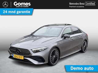 Mercedes-Benz A-klasse Limousine 180 Star Edition AMG Line | Night Pakket | Winter Pakket | 19 inch Multispaaks AMG Velgen | Panoramadak | Dodehoekassistent | MULTIBEAM LED koplampen | Stoelverwarming | Stuurverwarming | Sfeerverlichting | Achteruitrijcamera | Showmodel