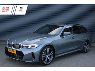 BMW 3-serie Touring 330e M-Sport Leer Adaptive-Cruise Head-Up Full-led Camera 19"LMV
