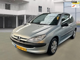 Peugeot 206 1.1 XR