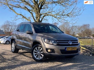 Volkswagen Tiguan 2.0 TDI Sport&Style R-line | Panodak + Leder + Navi + Clima + Cruise nu €8.975,-!!