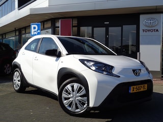 Toyota Aygo 1.0 VVT-i MT Play | Camera | Apple carplay/android auto |