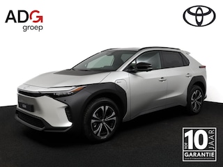 Toyota bZ4X Dynamic 71 kWh | 360 Camera | Dodehoek detectie | Parkeer sensoren voor + achter | Electrische achterklep | Stoelverwarming |
