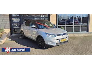 SsangYong Tivoli 1.6 Sapphire Trekhaak/ Cruise Control/ Navigatie