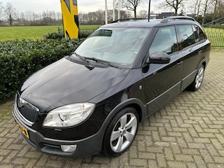 Skoda Fabia 1.6 16V Scout ECC / Cruise / Carplay