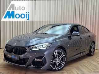 BMW 218i High Executive Edition *M-Sport* Apple Carplay / Leder / Stoelverwarming / Cruise Control / Navigatie / LED / 18'' LMV