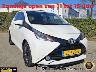 Toyota Aygo 1.0 VVT-i x-play, Camera! Nwe Apk! NAP! VERWACHT!!