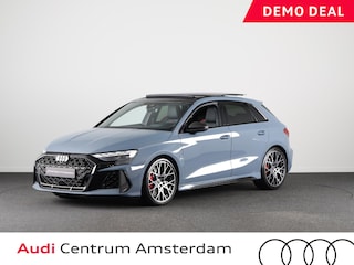 Audi A3 Sportback 2.5 TFSI RS 3 quattro 400pk Panoramadak | RS-sportuitlaatsysteem | RS carbon glanszwart |  topsnelheid 280 km/h | Adaptief onderstel