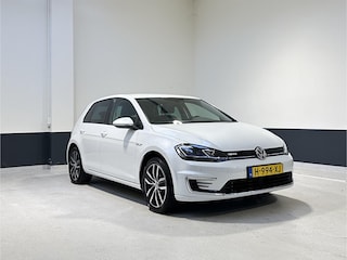 Volkswagen Golf E-DITION |2 EIG | NL | Bluetooth | NAVI |Carplay| LM velgen|
