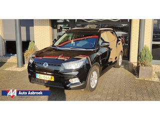 SsangYong Tivoli 1.6 Sapphire Lederen Bekleding/ Navigatie