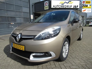 Renault Scénic 1.2 TCe Limited / NAV / PDC / Trekhaak