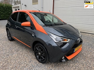 Toyota Aygo 1.0 VVT-i x-JBL 1e-EIG.NEW-APK.CLIMA.NAVI.CAM.NAP!