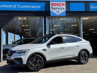 Renault Arkana 1.6 E-Tech hybrid 145 esprit Alpine Pano / Sportstoelen / Groot navi