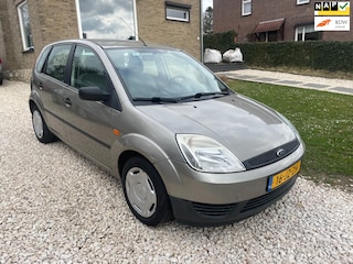 Ford Fiesta 1.3 5-Deurs/Nieuwe APK.