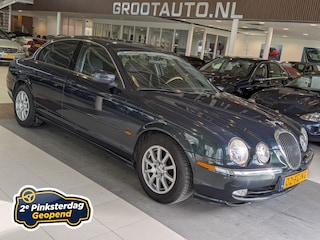 Jaguar S-type 3.0 V6 Airco, Cruise control, Stuurbekrachtiging