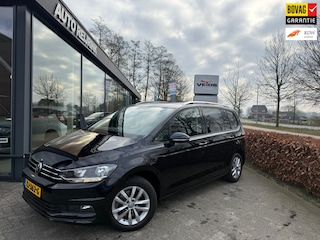 Volkswagen Touran 1.5 TSI Comfortline Business 7persoons, Navi, Parkeers V+A