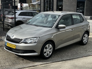 Skoda Fabia 1.2 TSI First Edition Ambition Cruise control