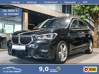 BMW X1 xDrive25e High Executive M-Sport | Panorama | HUD | El. stoelen |  Camera | Stuurverwarming