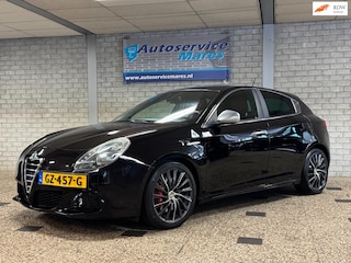 Alfa Romeo Giulietta 1.7 TBi Quadrifoglio Verde, navi, leder,Airco/ECC, PDC, 18 inch LM