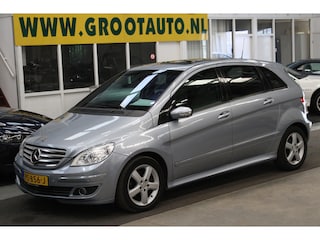 Mercedes-Benz B-klasse 200 Turbo Automaat Airco, Parkeersensoren, Stoelverwarming